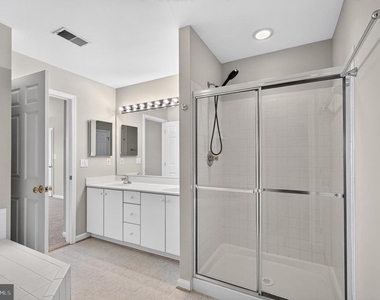 26025 Murrey Drive - Photo Thumbnail 32