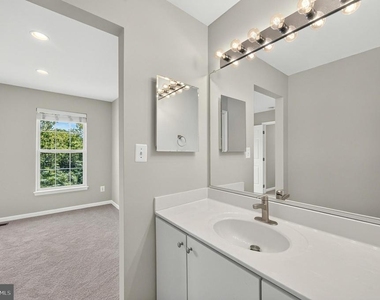 26025 Murrey Drive - Photo Thumbnail 45