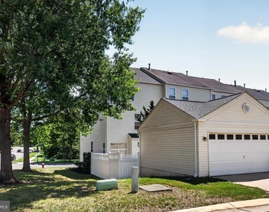 26025 Murrey Drive - Photo Thumbnail 2