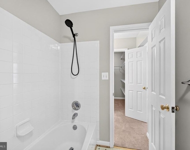 26025 Murrey Drive - Photo Thumbnail 44