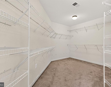 43331 Hollybank Place - Photo Thumbnail 35