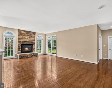 43331 Hollybank Place - Photo Thumbnail 3