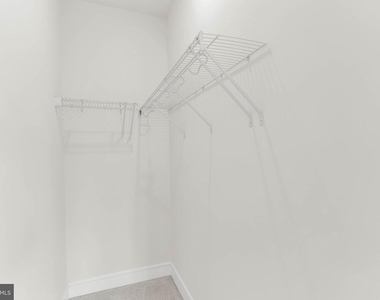 21807 Croxley Terrace - Photo Thumbnail 20