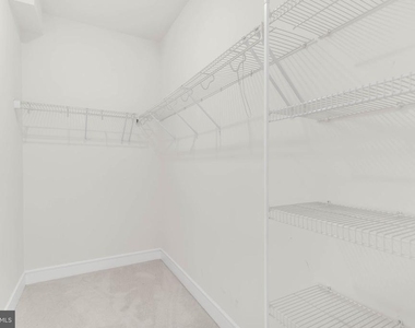 21807 Croxley Terrace - Photo Thumbnail 19