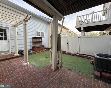 175 Great Laurel Square Se - Photo Thumbnail 14