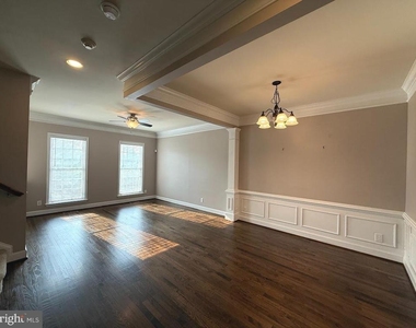 175 Great Laurel Square Se - Photo Thumbnail 2