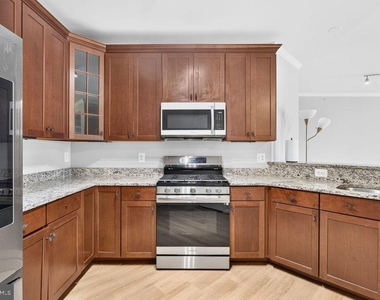 41895 Cathedral Valley Square - Photo Thumbnail 18