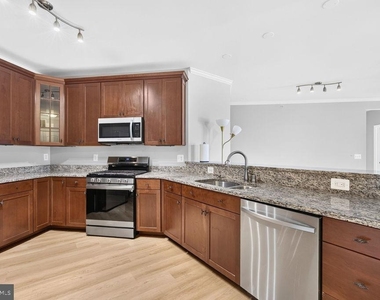 41895 Cathedral Valley Square - Photo Thumbnail 16