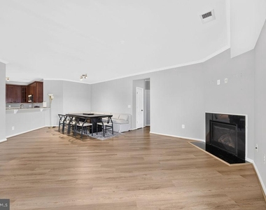 41895 Cathedral Valley Square - Photo Thumbnail 24