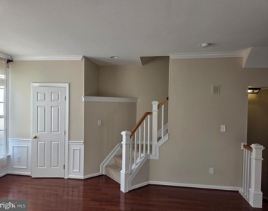 5504 Sacramento Mews Place - Photo Thumbnail 13