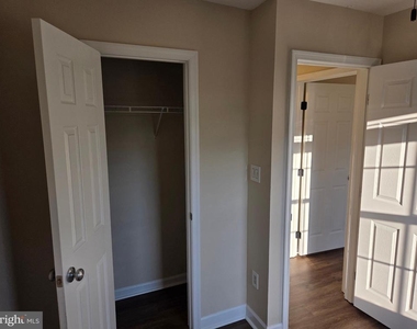 5504 Sacramento Mews Place - Photo Thumbnail 20