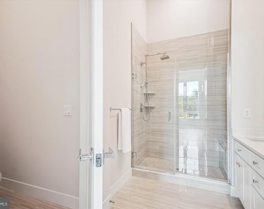 1761 Old Meadow Road - Photo Thumbnail 18