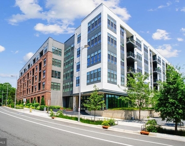 1761 Old Meadow Road - Photo Thumbnail 1