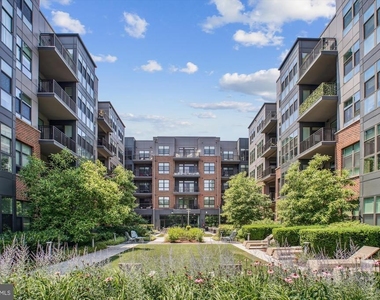1761 Old Meadow Road - Photo Thumbnail 40
