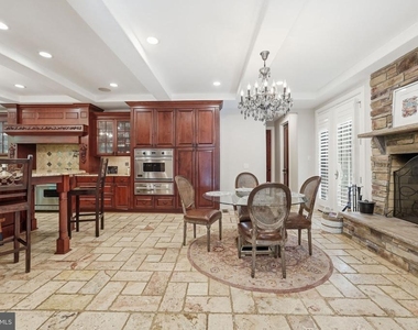1231 Ingleside Avenue - Photo Thumbnail 10