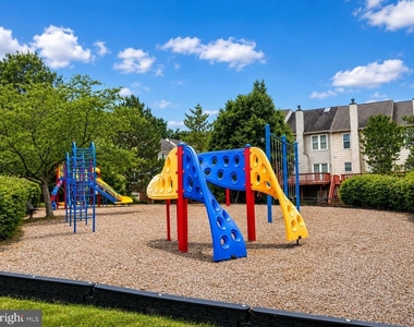 6001 Mersey Oaks Way - Photo Thumbnail 21