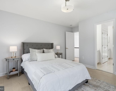 3515 Devon Drive - Photo Thumbnail 29
