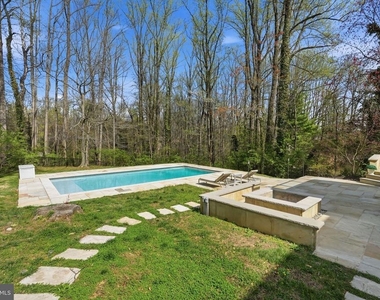 3515 Devon Drive - Photo Thumbnail 1
