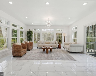 3515 Devon Drive - Photo Thumbnail 13