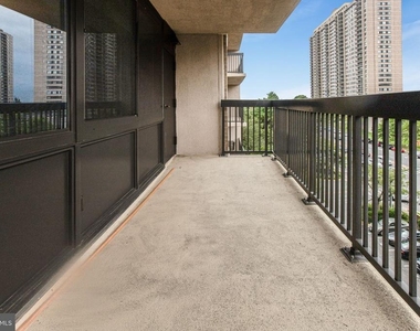 3713 S George Mason Drive - Photo Thumbnail 12