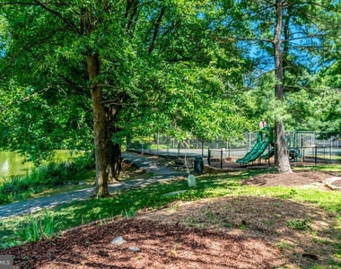 2920 Montauk Court - Photo Thumbnail 39