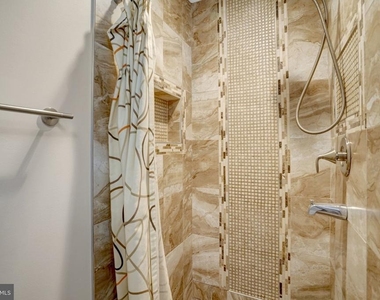 2920 Montauk Court - Photo Thumbnail 27