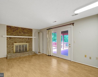 2920 Montauk Court - Photo Thumbnail 31