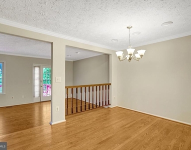 2920 Montauk Court - Photo Thumbnail 2