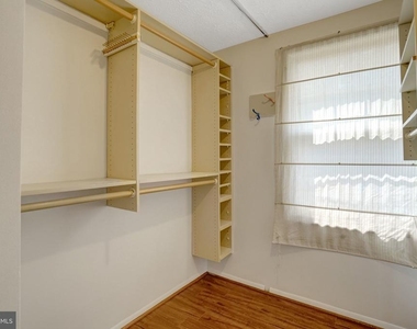 2920 Montauk Court - Photo Thumbnail 20