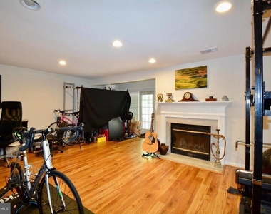 6153 Summer Park Lane - Photo Thumbnail 34