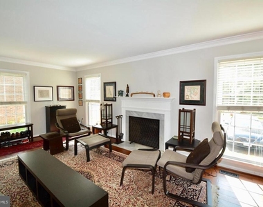 6153 Summer Park Lane - Photo Thumbnail 7