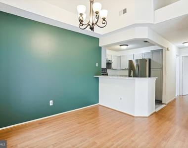11719 Summerchase Circle - Photo Thumbnail 1
