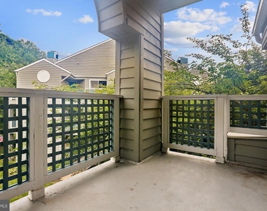 11719 Summerchase Circle - Photo Thumbnail 15