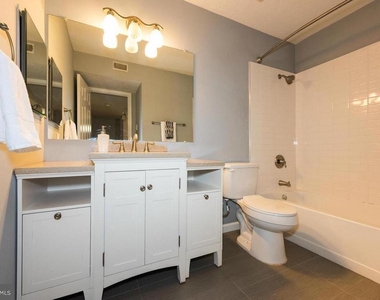 1519 Lincoln Way - Photo Thumbnail 6