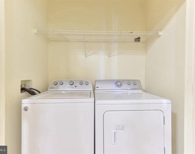 2454 Sugar Mill Way - Photo Thumbnail 13