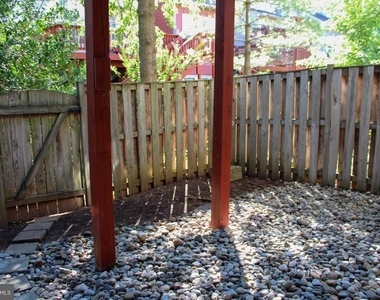 2454 Sugar Mill Way - Photo Thumbnail 14