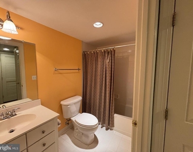 8006 Reserve Way - Photo Thumbnail 38