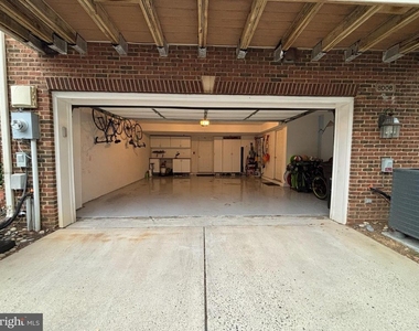 8006 Reserve Way - Photo Thumbnail 39