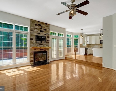 5372 Chieftain Circle - Photo Thumbnail 8