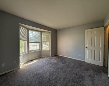 1788 Wexford Drive - Photo Thumbnail 12