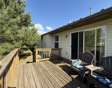 1788 Wexford Drive - Photo Thumbnail 24