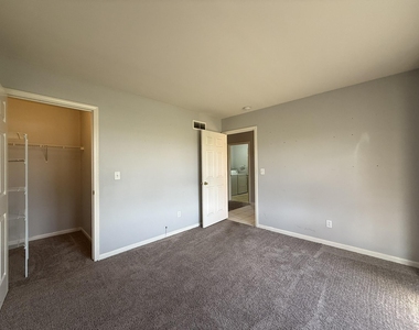 1788 Wexford Drive - Photo Thumbnail 13