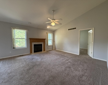 1788 Wexford Drive - Photo Thumbnail 5