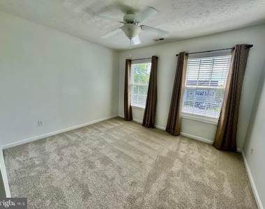 700 S Lakeview Drive - Photo Thumbnail 21