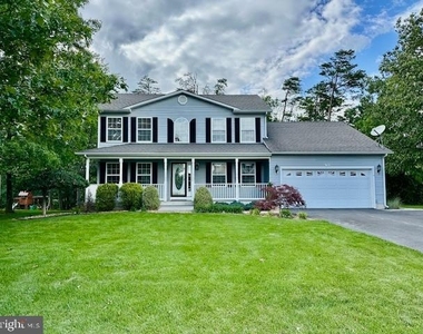 700 S Lakeview Drive - Photo Thumbnail 1
