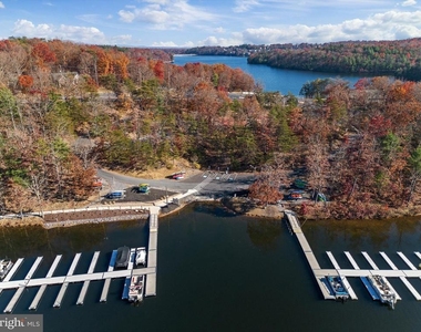 700 S Lakeview Drive - Photo Thumbnail 33