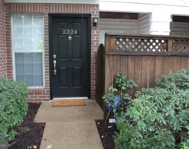 2324 Henshaw Place - Photo Thumbnail 1