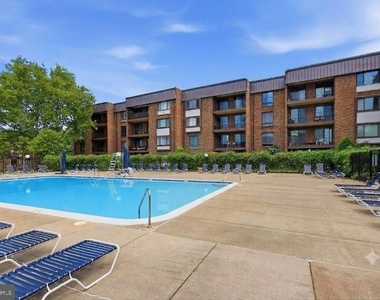 110 Roberts Lane - Photo Thumbnail 27