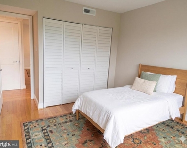 110 Roberts Lane - Photo Thumbnail 12