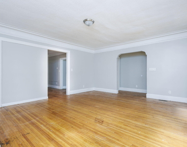 2704 Webb Street - Photo Thumbnail 2